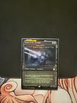 Assaultron Invader - Walking Ballista (Showcase) Universes Beyond: Fallout Foil - Image 3