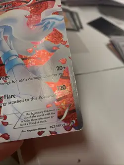Pokemon TCG Reshiram RC22/RC25 Legendary Treasures Full Art Holo 2013 Card (DMG) - Image 4