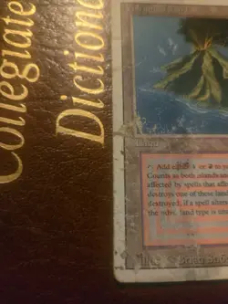magic the gathering: revised Volcanic Island dual land(damaged) - Image 2