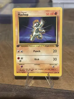 Machop 1st Edition 59/82 Team Rocket 2000 LP+ Pokemon Card WOTC - Image 1