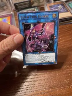 Yu-Gi-Oh! Evil Twin Ki-sikil GEIM-EN015 Ultra Rare 1st Edition Near Mint - Image 4