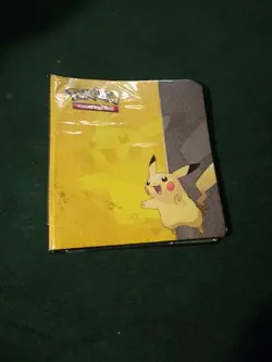 Pokemon TCG Binder Lot Charizard Pikachu Mewtwo Sylveon Lugia Holo Foil Cards - Image 4