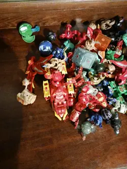 Bakugan Battle Brawlers Lot Figures And Cards - Image 4