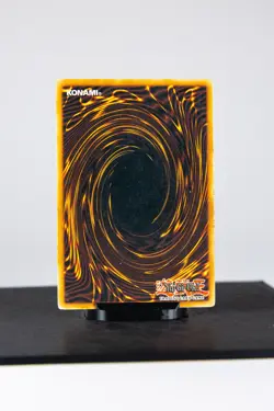 Yu-Gi-Oh! Gilford the Lightning CT2-EN001 2005 Collectors Tin Limited Edition - Image 2