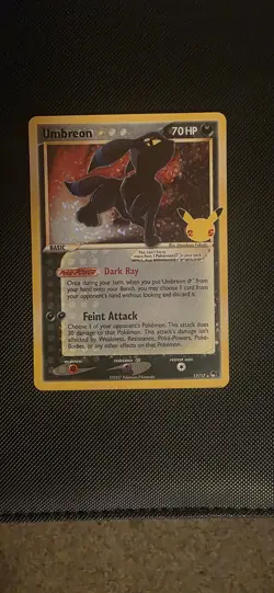 Pokemon Umbreon Star 17/17 Celebrations Classic Collection Holo Card English - Image 2