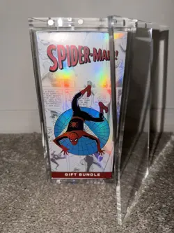 Magic MTG Spider-Man Spiderman Gift Bundle Luxurious Acrylic Protection Case - Image 5