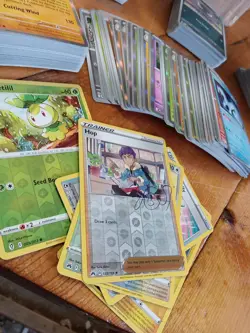 Pokemon TCG Holo Reverse Uncommon Common Rare Bulk 4500+/- cards 20lbs of card - Image 2