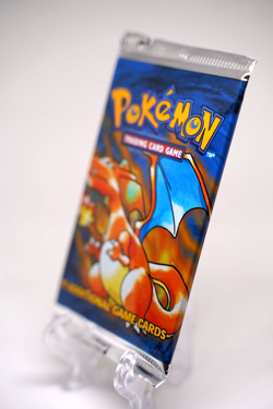 Pokemon TCG Base Set Unlimited Booster Pack Charizard Art WOTC Sealed - Image 3