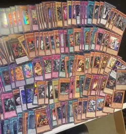 Yugioh Card Collection Lot (200+) Modern/vintage - Rares, UR, SR, Foils - Image 4