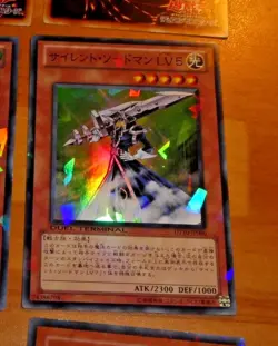 YU-GI-OH JAPANESE SUPER RARE HOLO CARD CARTE DT10-JP006 Silent Swordsman LV5 NM - Image 1