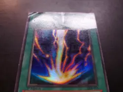 Yugioh - Raigeki LOB-053 Super Rare 1st Edition - Image 5