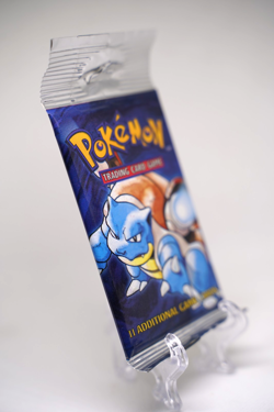 Pokemon Base Set Booster Pack Unlimited Blastoise Art WOTC TCG Vintage Sealed - Image 4
