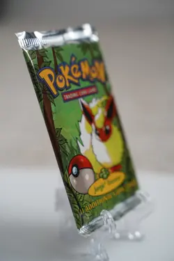 Pokemon Jungle Unlimited 1999 Flareon Artwork Booster Pack WOTC Sealed - Image 4