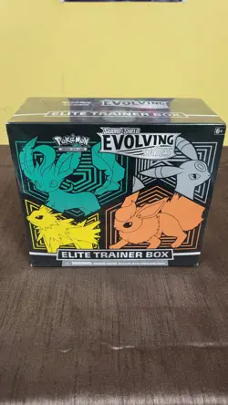 Pokemon TCG: Sword & Shield-Evolving Skies Elite Trainer Box 728192533419 - Image 2