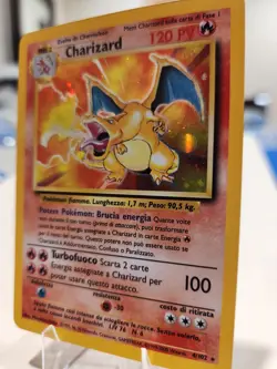 Pokemon 2000 Base Set Unlimited Italian #4 Charizard-Holo - Image 3