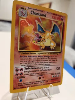 Pokemon 2000 Base Set Unlimited Italian #4 Charizard-Holo - Image 4