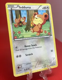 Pokemon TCG Teddiursa RC15/RC25 B&W Legendary Treasures Radiant Collection NM - Image 3