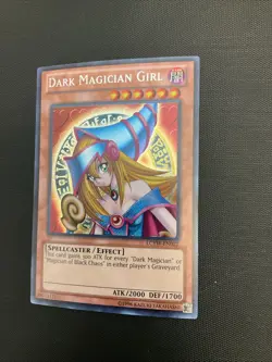 Yu-Gi-Oh Dark Magician Girl Secret Rare LCYW-EN022 Unlimited Edition - Image 2