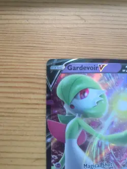 Gardevoir V Black Star Promo Holo SWSH105 Pokemon Sword and Shield NM - Image 2
