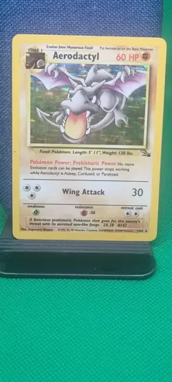 Aerodactyl 1/62 Fossil holo Rare vintage pokemon TCG card Wizards Of The Coast - Image 1
