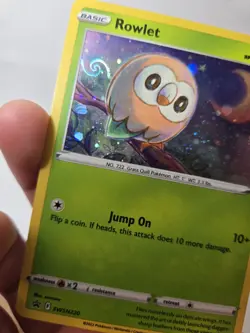 STAR SKY WHOLE SWIRL 🌀💫 HOLO BLEED ERROR Rowlet SWSH220 Cosmos Holo Promo Card - Image 1