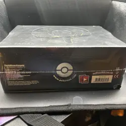 Pokemon TCG Sword & Shield Elite Trainer Box Plus Zamazenta Card Game - POK82743 820650807435 - Image 4