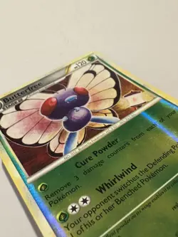 2010 Pokemon HeartGold & SoulSilver Butterfree Reverse Holo #16/123 LP - Image 3