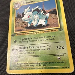 Pokemon TCG - NIDORINA - 1ST EDITION - 40/64 - WOTC JUNGLE (1999) - VINTAGE DMG - Image 2