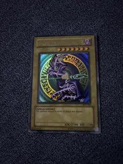 Yu-Gi-Oh! Dark Magician Starter Deck Yugi SDY-006 Spellcaster 1996 Regular - Image 1