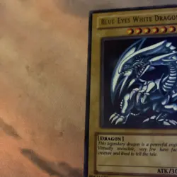 Yu-gi-Oh Blue Eyes White Dragon - SDK-E001 Ultra Rare Original Card - Image 2
