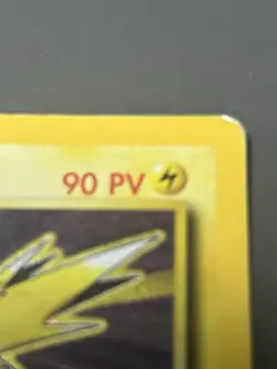 1999 Pokemon TCG Base Set Zapdos Holo Rare Card 16/102 Italian Card-Played With. - Image 3