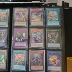 Yu-Gi-Oh! TCG Collection +200 HOLO super ultra secret NM - Image 2