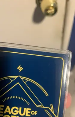 League of Legends Signed Soraka Wanderer Champion Unit Foil Card 239/221 - Image 5