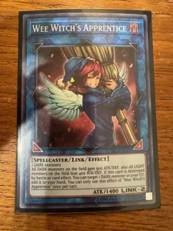 Wee Witch's Apprentice - CYHO-EN049 - Super Rare - Unlimited Edition - Near M - Image 1