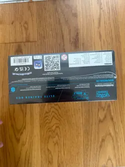 Pokemon TCG: Scarlet & Violet 10.5 - Black Bolt - Elite Trainer Box Zekrom - Image 3