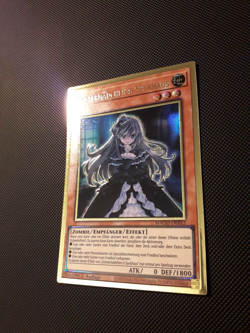 Yu-Gi-Oh! Geistermadchen & Spukhaus, MAGO-DE012, Gold Rare, 1. A., Near Mint - Image 2