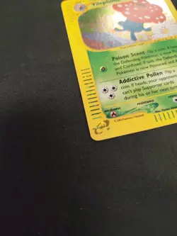 Vileplume H31/H32 Aquapolis Holo Rare Pokemon Card - Swirl - Image 3