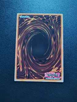 Yu-Gi-Oh - Dark Magician - YGLD-ENC09 - Ultra Rare - Image 3