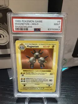 Pokemon TCG Magneton Base Set Holo Shadowless Card 9/102 Rare - Image 1