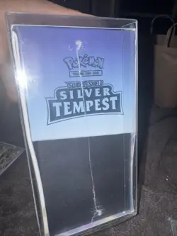 Pokemon TCG: Sword & Shield SILVER TEMPEST Elite Trainer Box ETB New & Sealed - Image 2