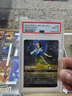 2023 DISNEY LORCANA EN 2-RISE OF THE FLOODBORN SNOW WHITE 206 WELL WISHER PSA 10 - Image 2