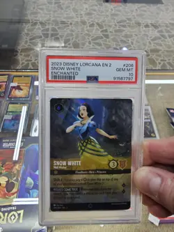 2023 DISNEY LORCANA EN 2-RISE OF THE FLOODBORN SNOW WHITE 206 WELL WISHER PSA 10 - Image 3
