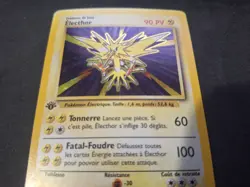Zapdos 16/102 French Base Set Holo Pokemon Card Rare Sunbleached 1st Edition - Image 3