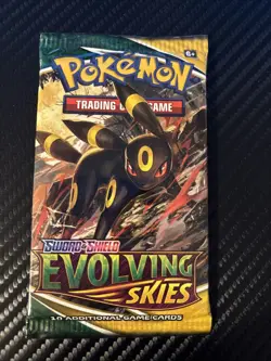 Pokemon Sealed Booster Pack Sword & Shield Evolving Skies - Image 1