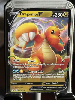 Pokemon TCG Dragonite V SWSH Black Star Promo SWSH154 Promo - Image 1