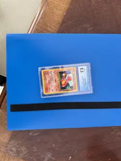 Pokemon Binder - 117 Cards - Various Sets - Base Set Charmeleon Slab Included - Image 1