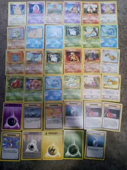 POKEMON CARD LOT 300+ VINTAGE RARE BASE PROMO JUNGLE FOSSIL HOLO eREADER - Image 2