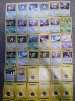 POKEMON CARD LOT 300+ VINTAGE RARE BASE PROMO JUNGLE FOSSIL HOLO eREADER - Image 5