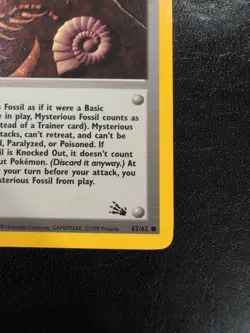 Mysterious Fossil First Edition Pokemon 62/62 Fossil Regular - Image 4