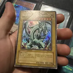 Yu-Gi-Oh TCG Blue-Eyes White Dragon BPT-003 Secret Rare Limited Edition HP - Image 1